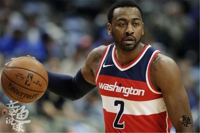 布朗尼夏联首秀9中2得到4分 湖人17号秀12中3